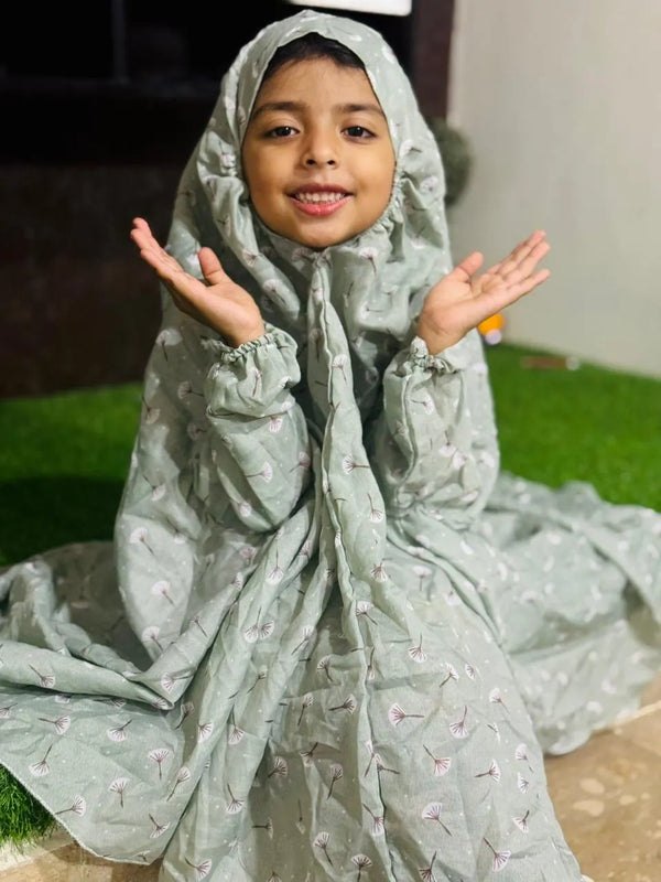 KIDS NAMAZ CHADDAR WITH FULL SLEEVES - FUR PISTA GREEN (5 to 12 Years)