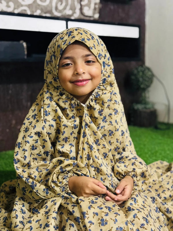 KIDS NAMAZ CHADDAR WITH FULL SLEEVES - Bunch Roses Cedar (5 to 7 Years)